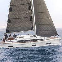 Cruising sailboat C383-cabin2-cabin4-berth