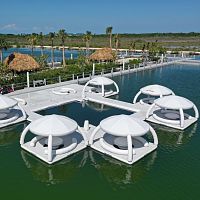 Resort platform The Harbor swiminflatablefor marinas