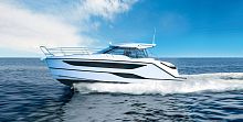 Inboard express cruiser SR33twin-enginehard-top10-person max.