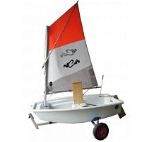Single-handed sailing dinghy 5008CPTinstructionalOptimist