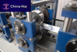 Profile roll forming machine automaticwith cutting