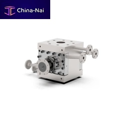 Melt pump gearpolymeroil