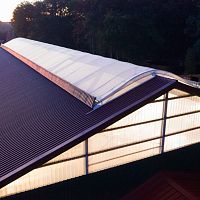 Ventilated ridge cap Lubratec® Light Ridgetranslucent