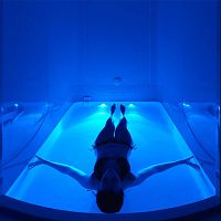 Floatation room