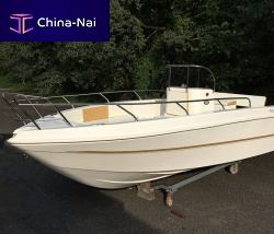Outboard center console boat Andarco 228-person max.traditional