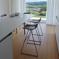 Contemporary bar chair Pressiousindoorbeechpainted metal base