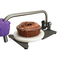 Cake cutting machine BT-1