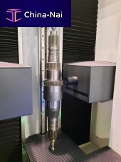 Thickness measurement confocal sensor for distance measurementnon-contact