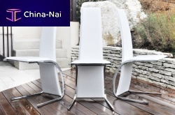 Original design chair UNICA : SED024leatherchromed metalupholstered
