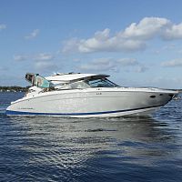 Inboard cabin cruiser LS9 SURFopendual-consolebowrider