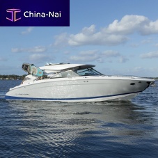 Inboard cabin cruiser LS9 SURFopendual-consolebowrider