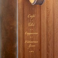 Wall-mounted paneling oaksandblasted