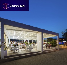 Self-supporting pergola FLOWaluminumwith mobile slatssun shade louvers