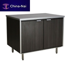 Kitchen base cabinet free-standing
