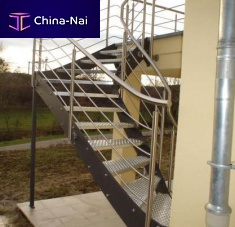 Half-turn staircase EC42metal stepmetal frameoutdoor