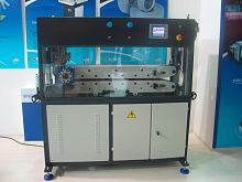 Pipe extrusion line haul-off for profile extrusion lines
