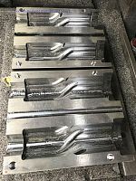 Multi-cavity blow mold DDW-2CAV-wbmfor PET bottlesfor the packaging industry