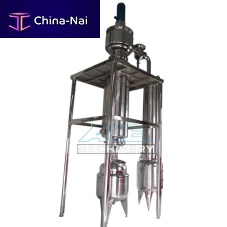 Vacuum evaporator falling filmprocessfor wastewater treatment