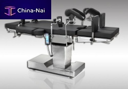 Universal operating table E100electro-hydraulicadjustable heightTrendelenburg