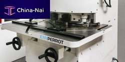 Variable-angle notching machine hydraulic