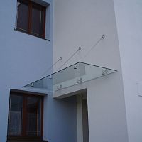 Entrance canopy Pensilinestainless steelglassflat