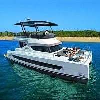 Catamaran express cruiser CATSPACE MYinboardtwin-engineflybridge