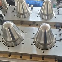 Multi-cavity blow mold mono-cavitytechnical partsaesthetic parts