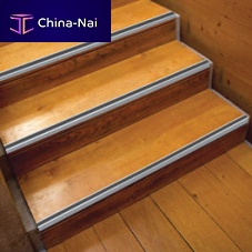 Aluminum stair nosing IMPRESORnon-slip