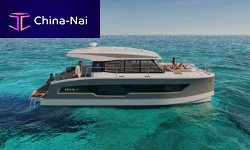 Catamaran express cruiser MY4.Sinboardtwin-enginehard-top