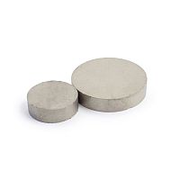 Samarium-cobalt permanent magnet disc