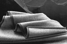 Aircraft cabin blanket wool