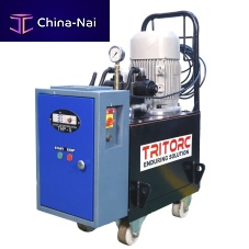 Tube expanding machine THP series