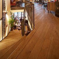 Solid parquet floor oakmatteaged