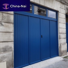 Swing garage door BARRES ET CHARPESfirexotic woodmanual