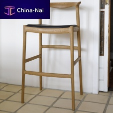 Scandinavian design bar chair Bridge indoorleatheroak base
