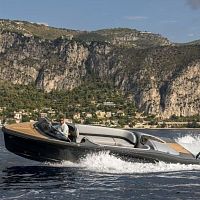 Inboard yacht tender single-engineopen10-person max.
