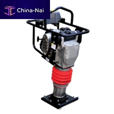 Gasoline engine rammer