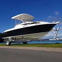 Outboard day cruiser Regal 580 RL / Regal 580 (black) / Regal 580 TTopensport-fishingwith cabin