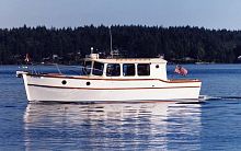 Inboard trawler Black Crown 30dieselsemi-displacement hullwheelhouse