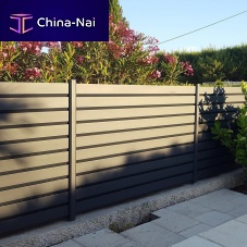 Fence with panels gardenlacquered aluminumstraight