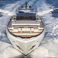 Cruising super-yacht 100 Centuryclassicflybridge5-cabin