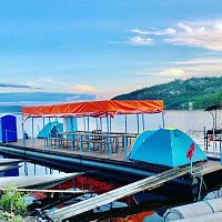 Outboard pontoon boat tri-tubesport-fishing12-person max.