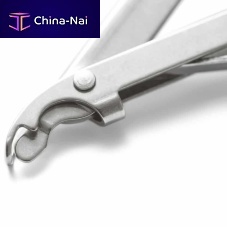 Surgical staple remover SNAP