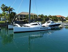 Catamaran YOUNG 57cruising-racing1-cabincarbon