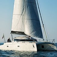 Catamaran LH 37 Sportcruising-racing3-cabincarbon