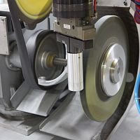 Metal polishing machine automotivefor cylindrical partsmedical