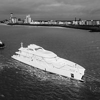 Cruising mega-yacht 6007raised pilothousewith swimming poolcustom