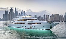 Cruising mega-yacht 155flybridge