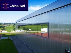 Glass construction panel for facade