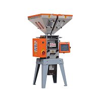 Gravimetric batch blender TGB seriesresinscrewfor injection molding machines